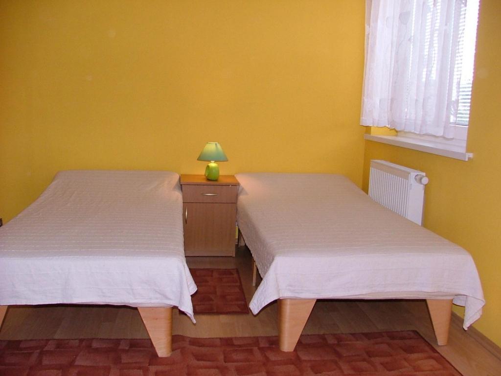 Dom Goscinny Pod Brzozami Posen Exterior foto